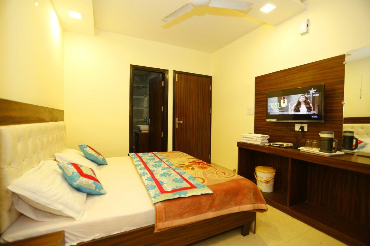Hotel Golden Heart أمريتسار المظهر الخارجي الصورة